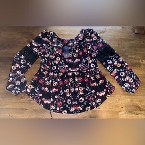 Artisan Juniors Floral Blouse in Black and Pink